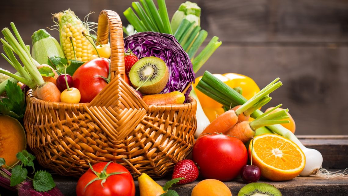 «Слата» прогнозирует дефицит овощей и фруктов в Иркутской области из-за коронавируса